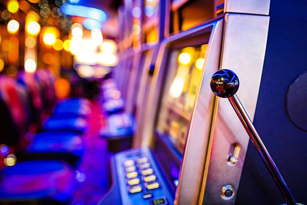 Live roulette table with multi-camera studio setup